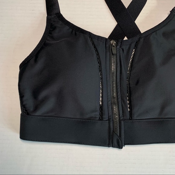 Small Fabletics black high impact sports bra - Picture 4 of 14